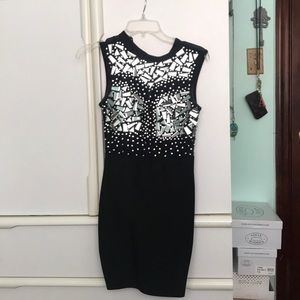 BEBE BLACK SHORT BODYCON DRESS